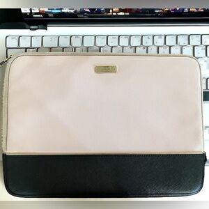 Elegant Cream and Black Laptop Bag